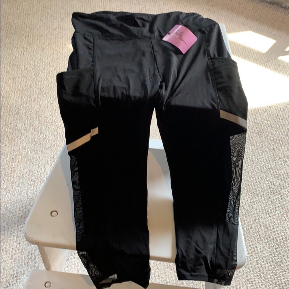 Activewear capris Black  with pockets